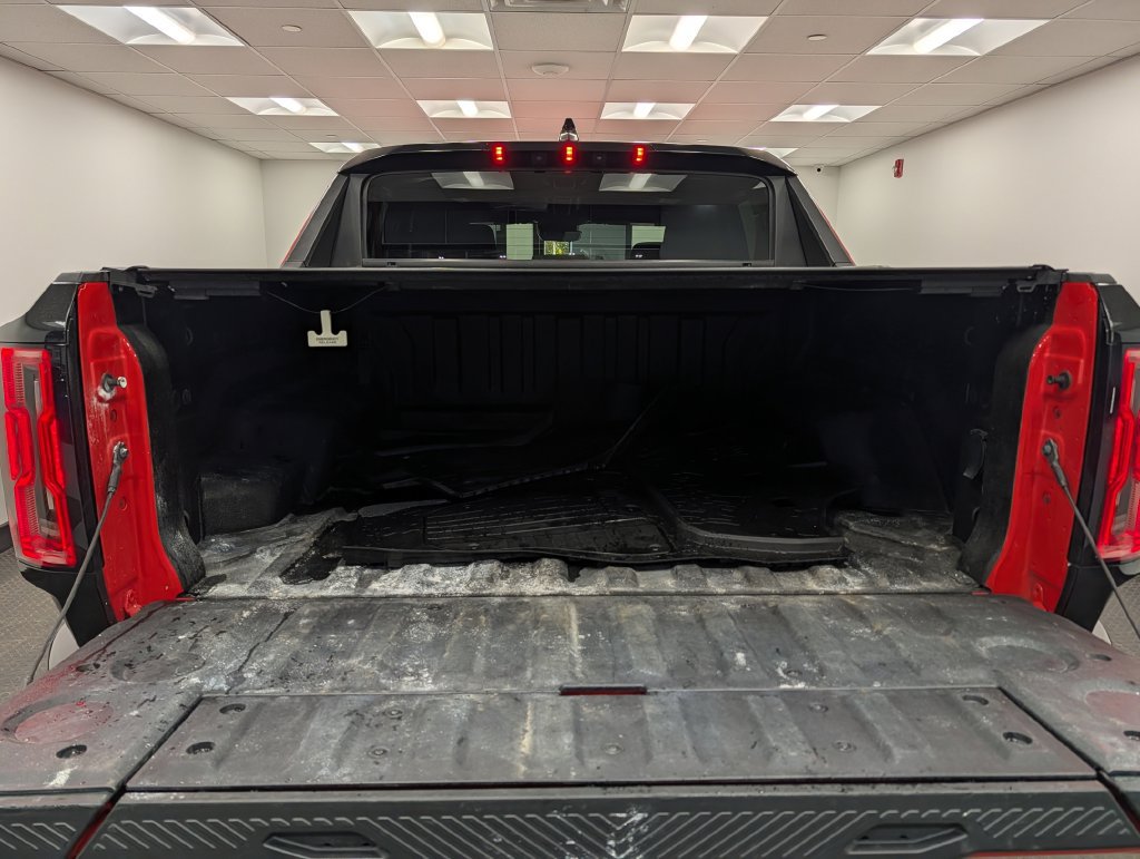 Used 2025 GMC Hummer EV 2X AWD/4WD image 32