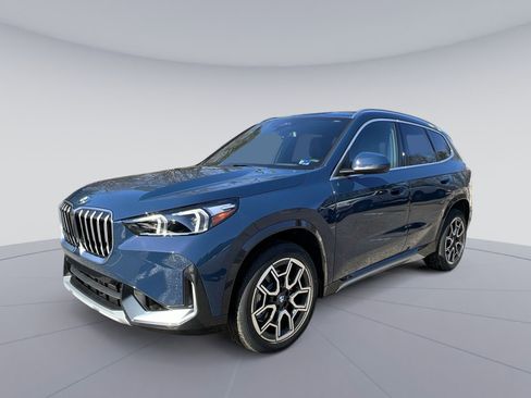 New 2026 BMW X1 xDrive28i w/ Technology Package AWD/4WD image 1