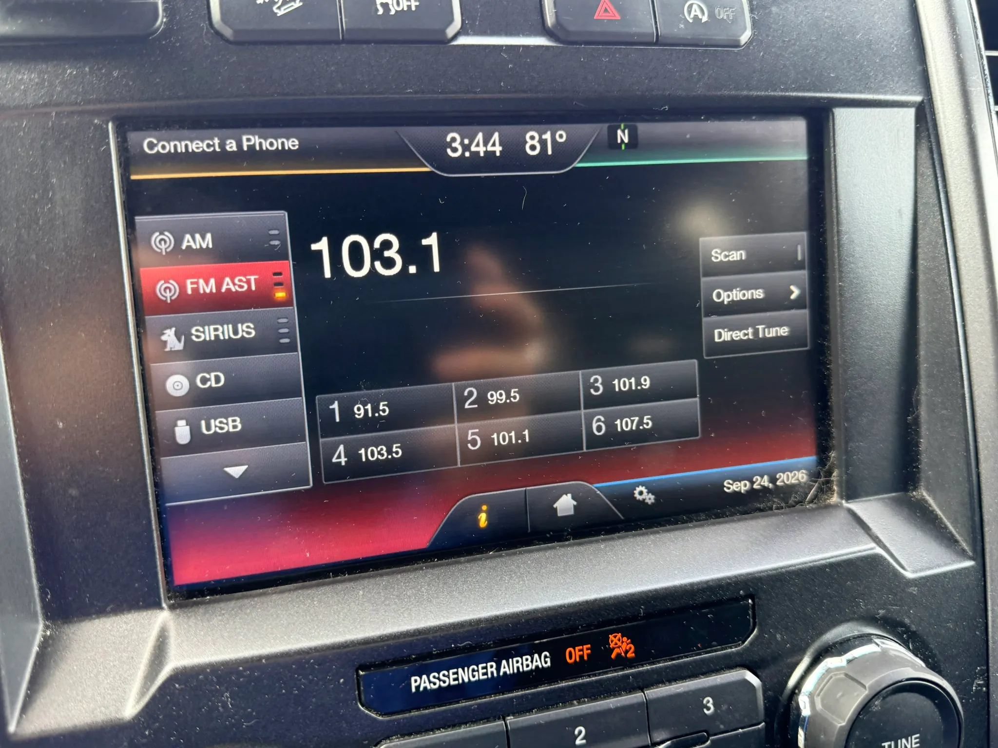 Used 2015 Ford F150 XLT w/ Equipment Group 302A Luxury AWD/4WD image 20