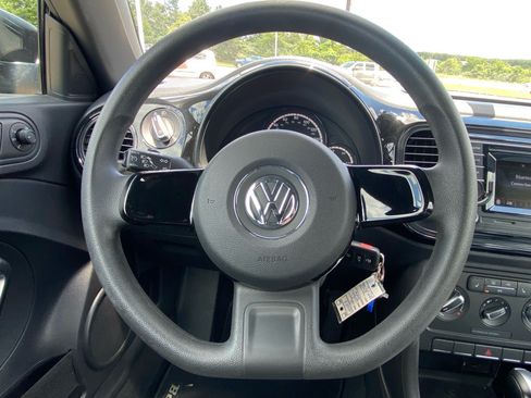 Used 2016 Volkswagen Beetle 1.8T FWD image 13