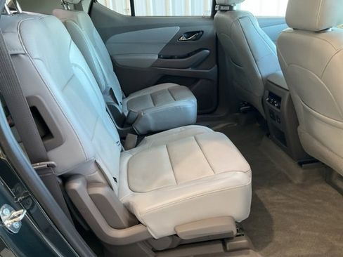 Used 2018 Chevrolet Traverse Premier w/ Driver Confidence II Package image 28