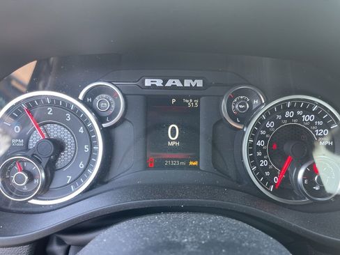 Used 2025 RAM 1500 Big Horn AWD/4WD image 22