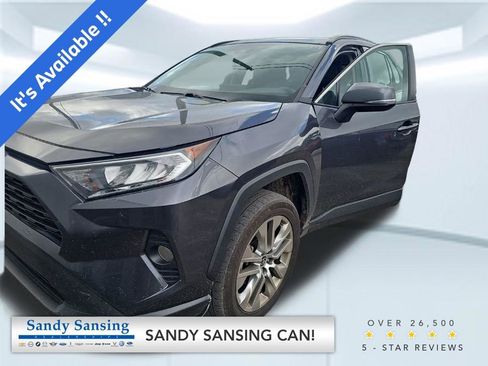 Used 2021 Toyota RAV4 XLE Premium FWD image 1