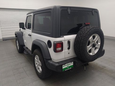 Used 2019 Jeep Wrangler Sport AWD/4WD image 5