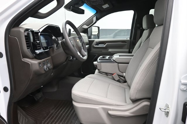 Used 2026 Chevrolet Silverado 2500 LT AWD/4WD image 18