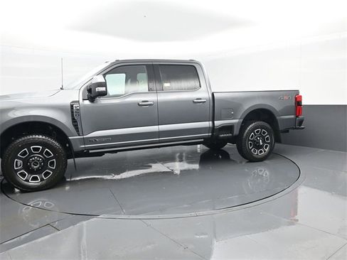 Used 2024 Ford F350 Platinum image 5