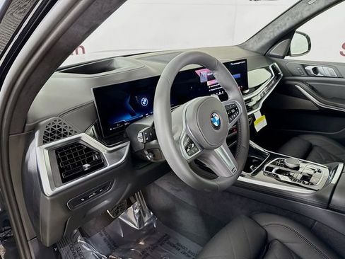 New 2026 BMW X7 xDrive40i w/ M Sport Package image 9
