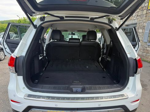 Used 2014 Nissan Pathfinder SL w/ Cargo Package AWD/4WD image 21