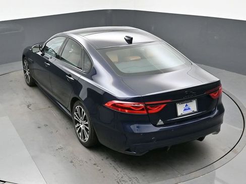 Used 2024 Jaguar XF R-Dynamic SE AWD/4WD image 43