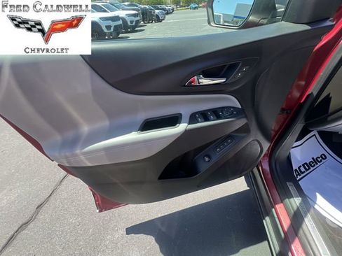 Used 2019 Chevrolet Equinox Premier w/ LPO, Cargo Package FWD image 27