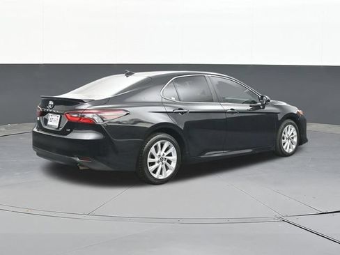 Used 2023 Toyota Camry LE w/ Convenience Package FWD image 14