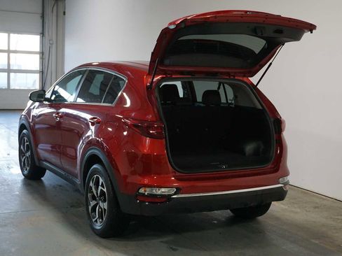 Used 2021 Kia Sportage LX image 4