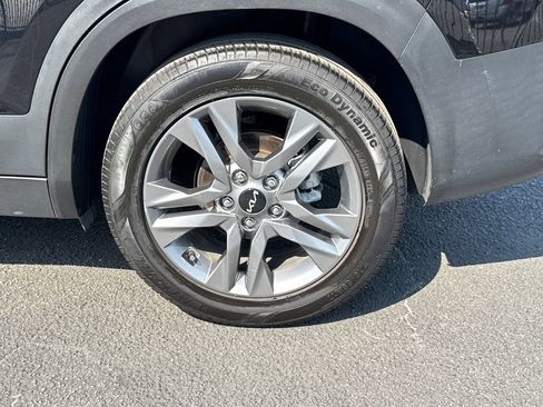 Used 2023 Kia Seltos S image 20