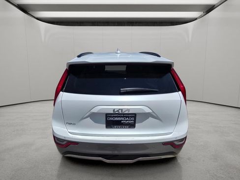 Used 2023 Kia Niro Wave FWD image 4
