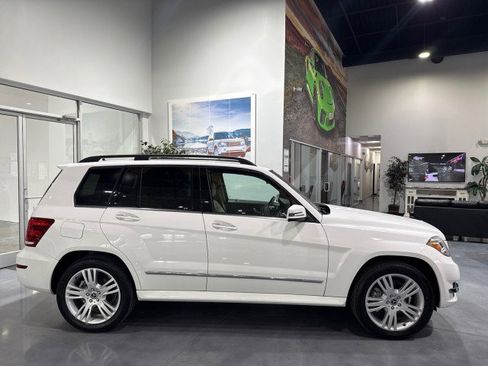 Used 2015 Mercedes-Benz GLK 350 2WD image 35