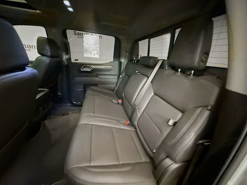 Used 2025 Chevrolet Silverado 1500 LT Trail Boss w/ Convenience Package II AWD/4WD image 26