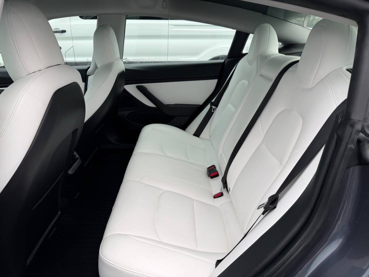 Used 2021 Tesla Model 3 Long Range AWD/4WD image 30