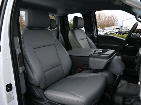 New 2026 Ford F350 XL w/ XL Chrome Package image 24