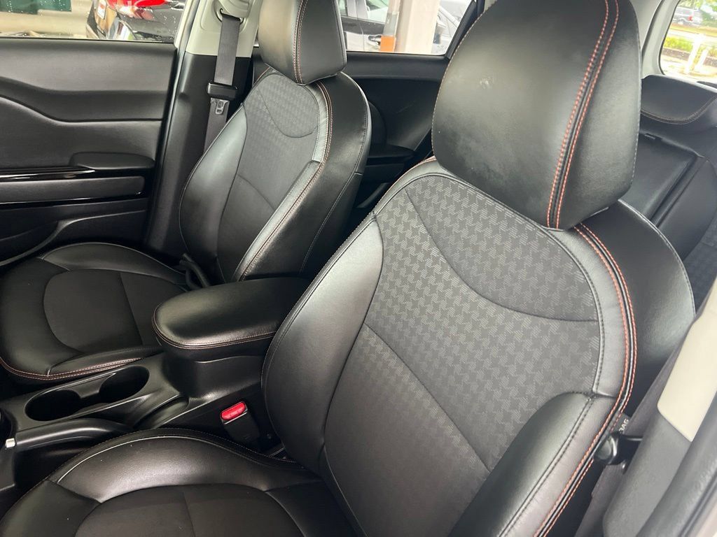 Used 2019 Kia Soul ! w/ Technology Package FWD image 5