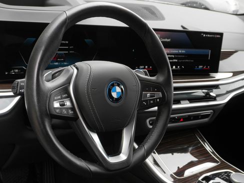 Certified 2026 BMW X5 xDrive50e AWD/4WD image 7