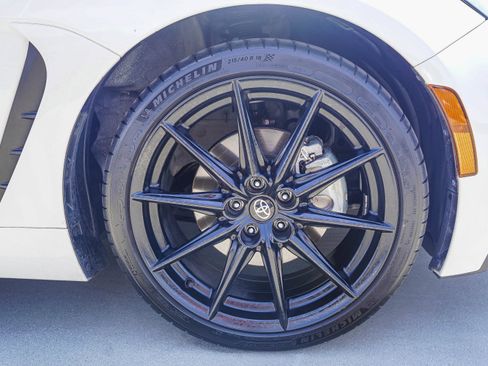 Certified 2025 Toyota GR86 Premium w/ ALL Weather Mat Package (TMS) RWD image 10
