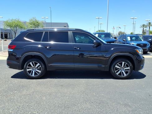 Certified 2023 Volkswagen Atlas SE FWD image 8
