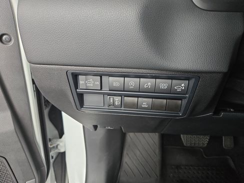 Used 2024 Toyota Tundra Limited image 16