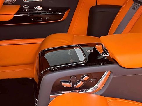 Used 2024 Rolls-Royce Phantom Sedan w/ The Phantom Package image 14