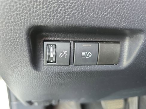 Used 2019 Toyota RAV4 XLE image 25