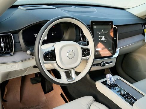 New 2026 Volvo XC90 T8 Ultra image 12