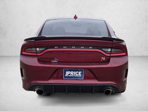 Used 2019 Dodge Charger Scat Pack image 7