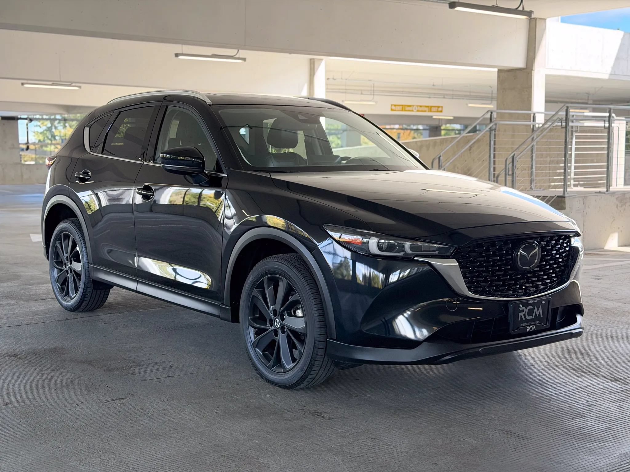 Used 2022 MAZDA CX-5 AWD 2.5 S w/ Premium Package image 3