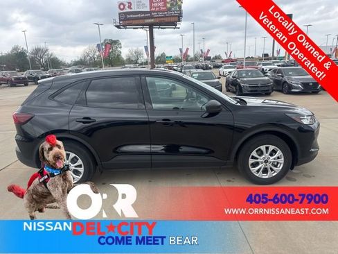 Used 2025 Ford Escape Active FWD image 6