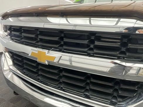 Used 2018 Chevrolet Silverado 1500 LT w/ All Star Edition image 22