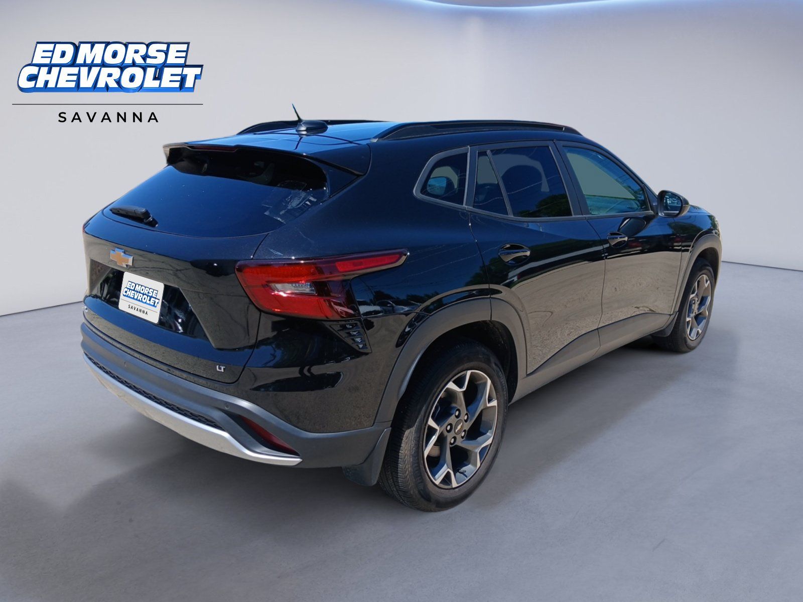 Used 2025 Chevrolet Trax LT w/ Sunroof Package FWD image 5