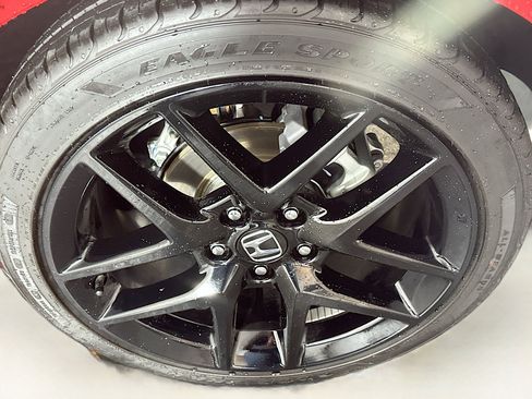 Used 2025 Honda Civic Sport image 11