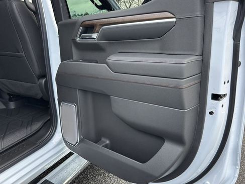 New 2026 Chevrolet Silverado 1500 High Country w/ High Country Premium Package image 13