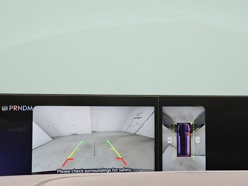 Used 2025 Lincoln Navigator Reserve image 14