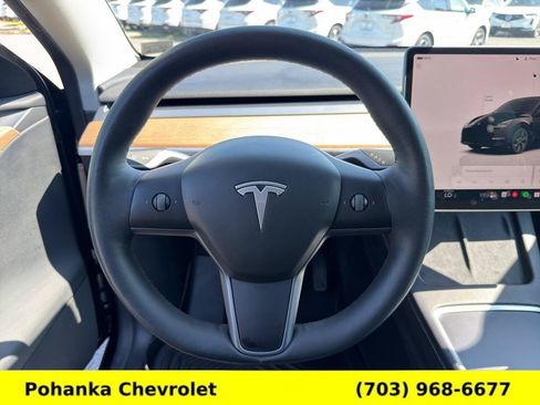 Used 2025 Tesla Model Y Long Range RWD image 25