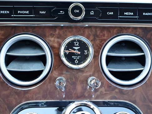 New 2026 Bentley Continental GT image 27