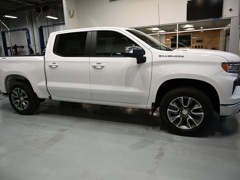 New 2026 Chevrolet Silverado 1500 LT image 4