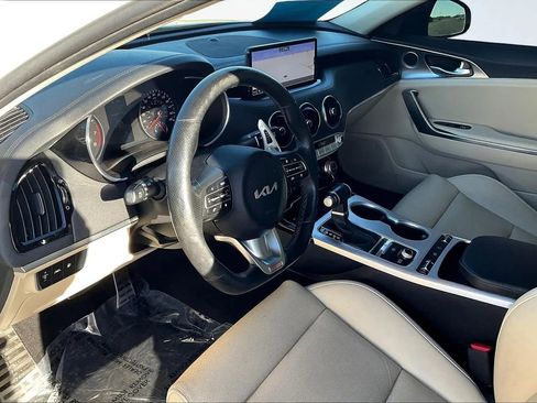 Used 2022 Kia Stinger GT1 RWD image 22
