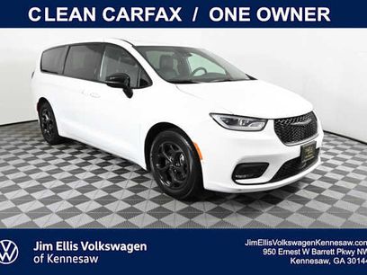 Used 2024 Chrysler Pacifica Hybrid S Appearance Pkg