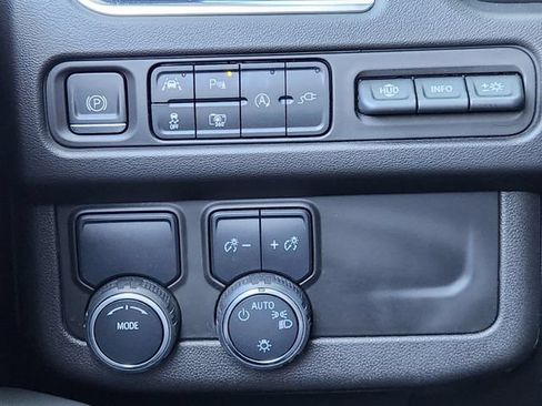 Certified 2022 Chevrolet Tahoe High Country RWD image 16