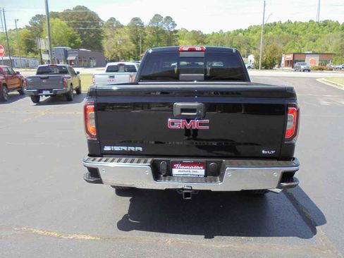 Used 2018 GMC Sierra 1500 SLT w/ SLT Premium Package image 4