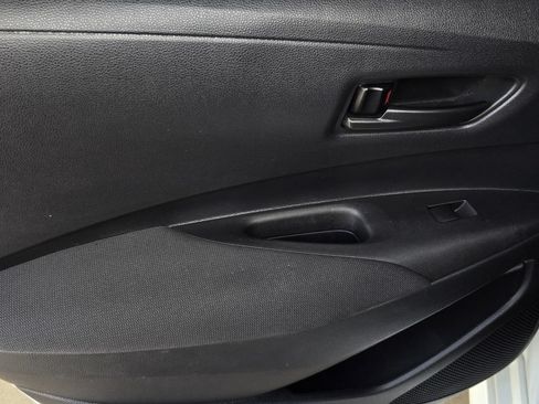 Used 2024 Toyota Corolla LE FWD image 9