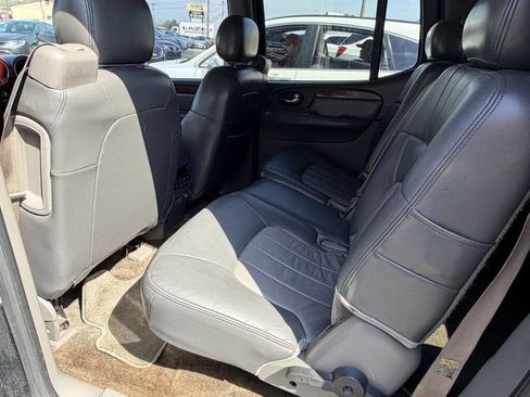 Used 2004 GMC Envoy XL SLT image 7
