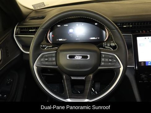 Used 2024 Jeep Grand Cherokee L Limited w/ Black Appearance Package AWD/4WD image 7