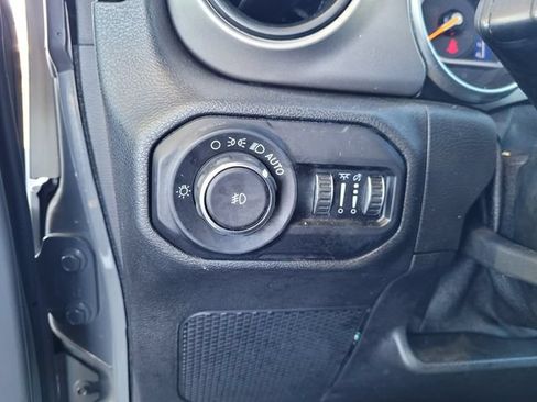 Used 2020 Jeep Wrangler Unlimited Sport S AWD/4WD image 14