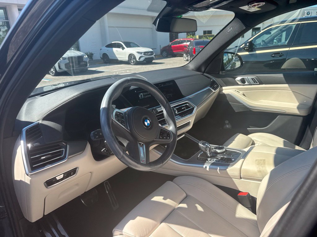 Used 2022 BMW X5 sDrive40i w/ M Sport Package RWD image 5